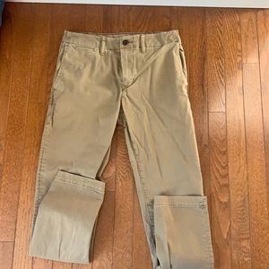 EUC American Eagle Next Level Flex Khaki Pants